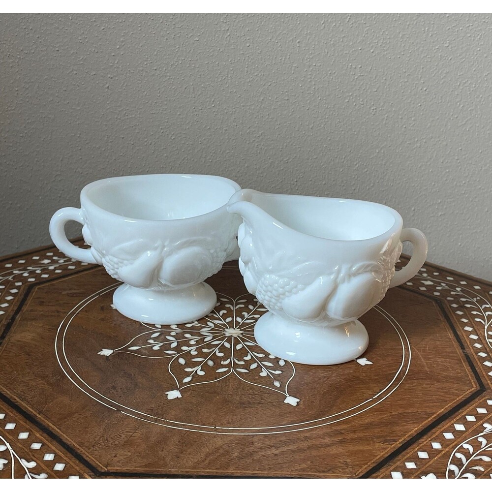 Vintage Westmoreland Milk Glass Sugar Bowl And Creamer Set Fruit Della Robbia